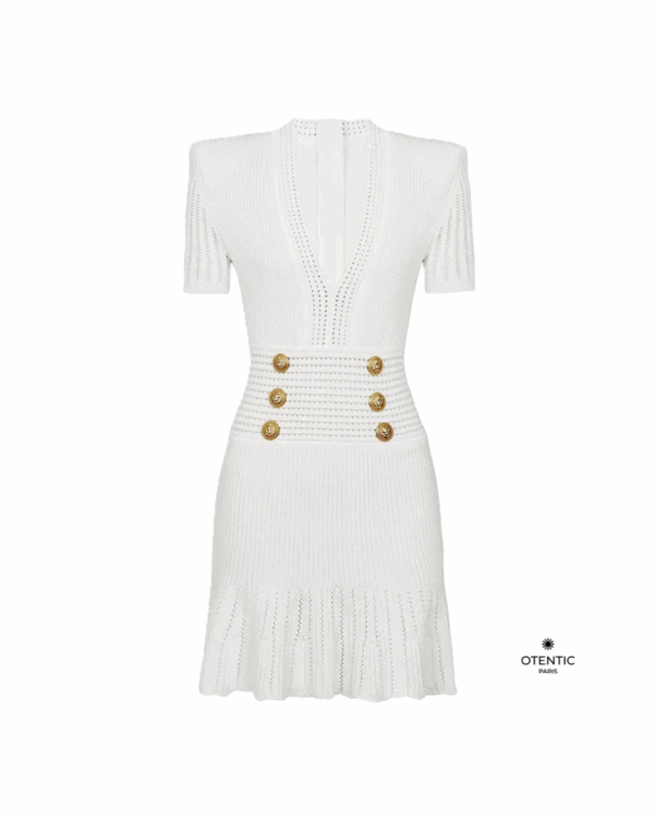 Robe douce à manches courtes et coupe ajustée blanche