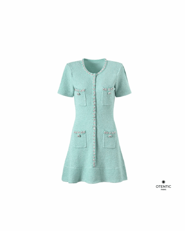 Robe courte en tweed vert d’eau avec poches et finitions bijou